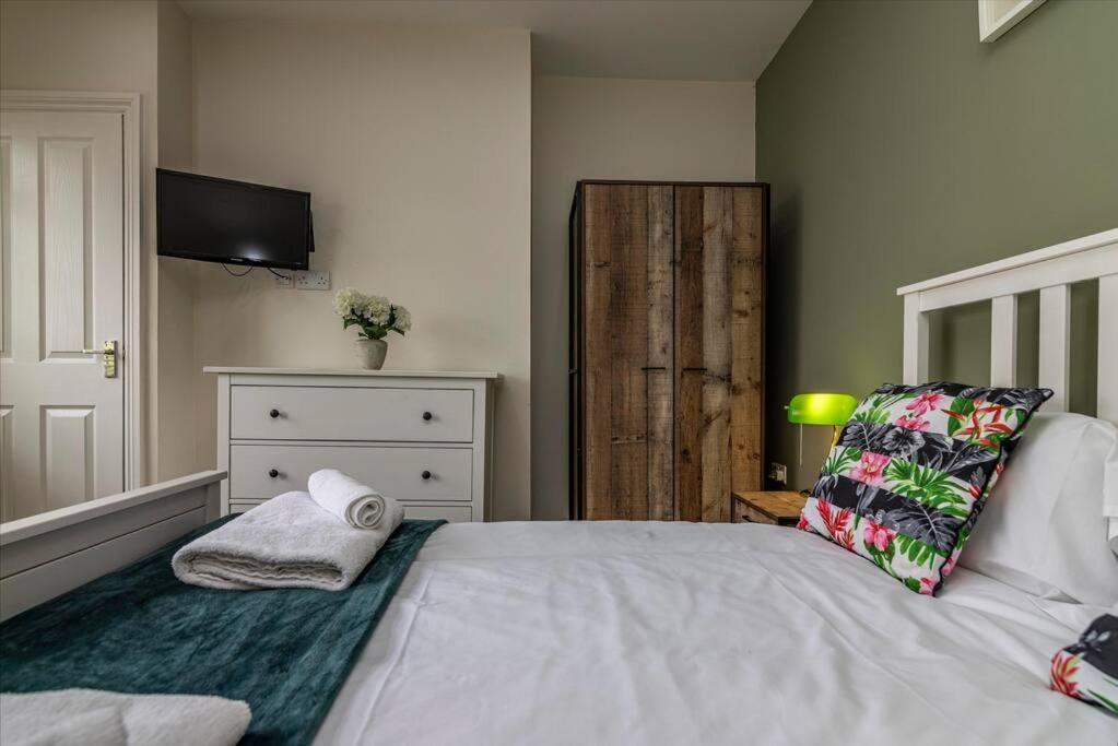 Dovecote House Beeston Private Parking 15Mins From Nottingham City Centre Close To Qmc Hospital Exterior foto