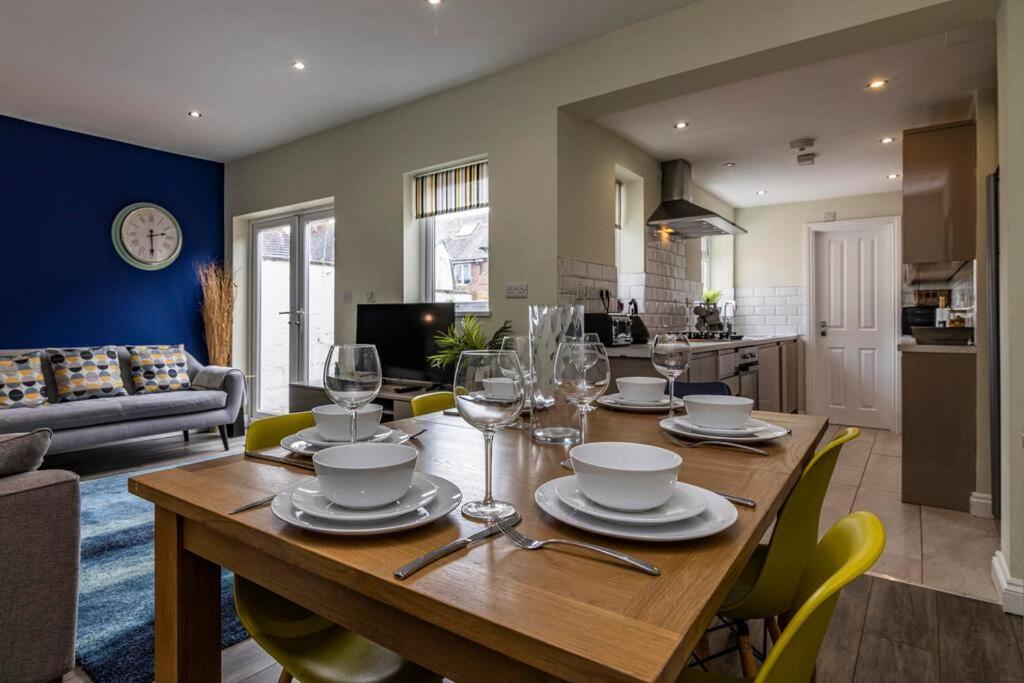 Dovecote House Beeston Private Parking 15Mins From Nottingham City Centre Close To Qmc Hospital Exterior foto